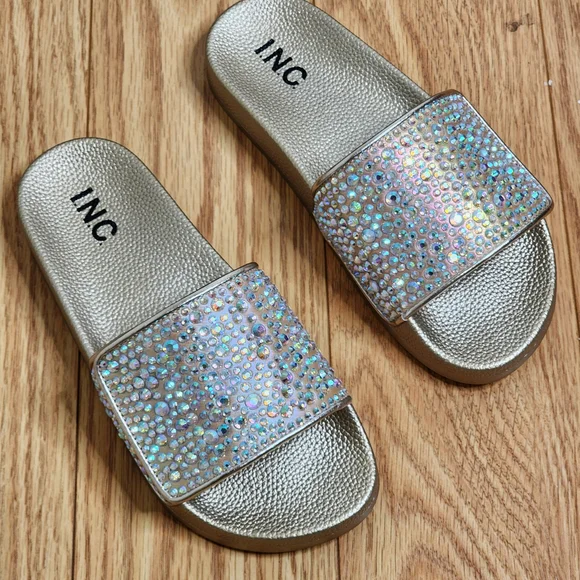 I.N.C. International Concepts Women's Peymin Pool Slides Size 7 - Picture 6 of 10